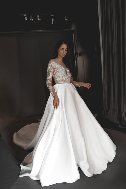 Wedding Dresses & Gowns with Lace Top