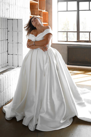 Plus Size Wedding Dress Seiliny