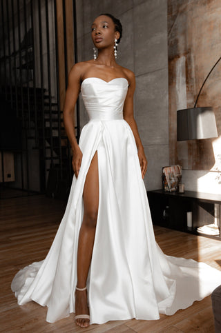 Mikado Wedding Dress Chloe with Front Slit Olivia Bottega Mikado Wedding Dress Chloe with Front Slit Olivia Bottega