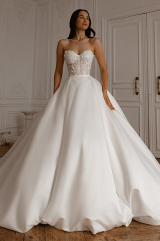 in Wedding Dress Selkie with Detachable Skirt Sophia