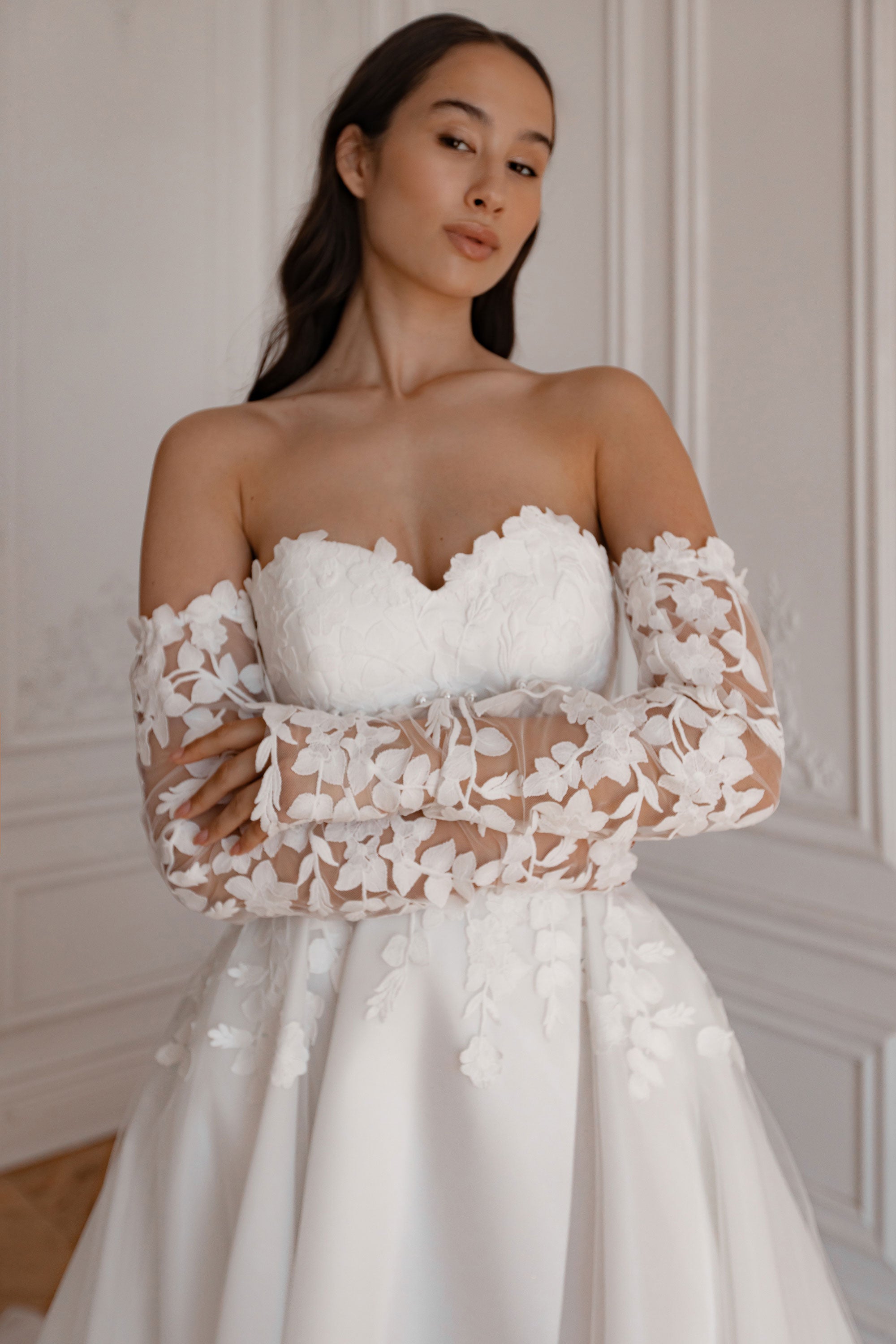 Floral Lace Wedding Dress Lillian with Detachable Sleeves US 2 Floral Lace Wedding Dress Lillian with Detachable Sleeves US 2