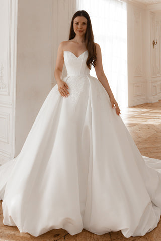 in Wedding Dress Steltella with The Detachable Skirt – Olivia