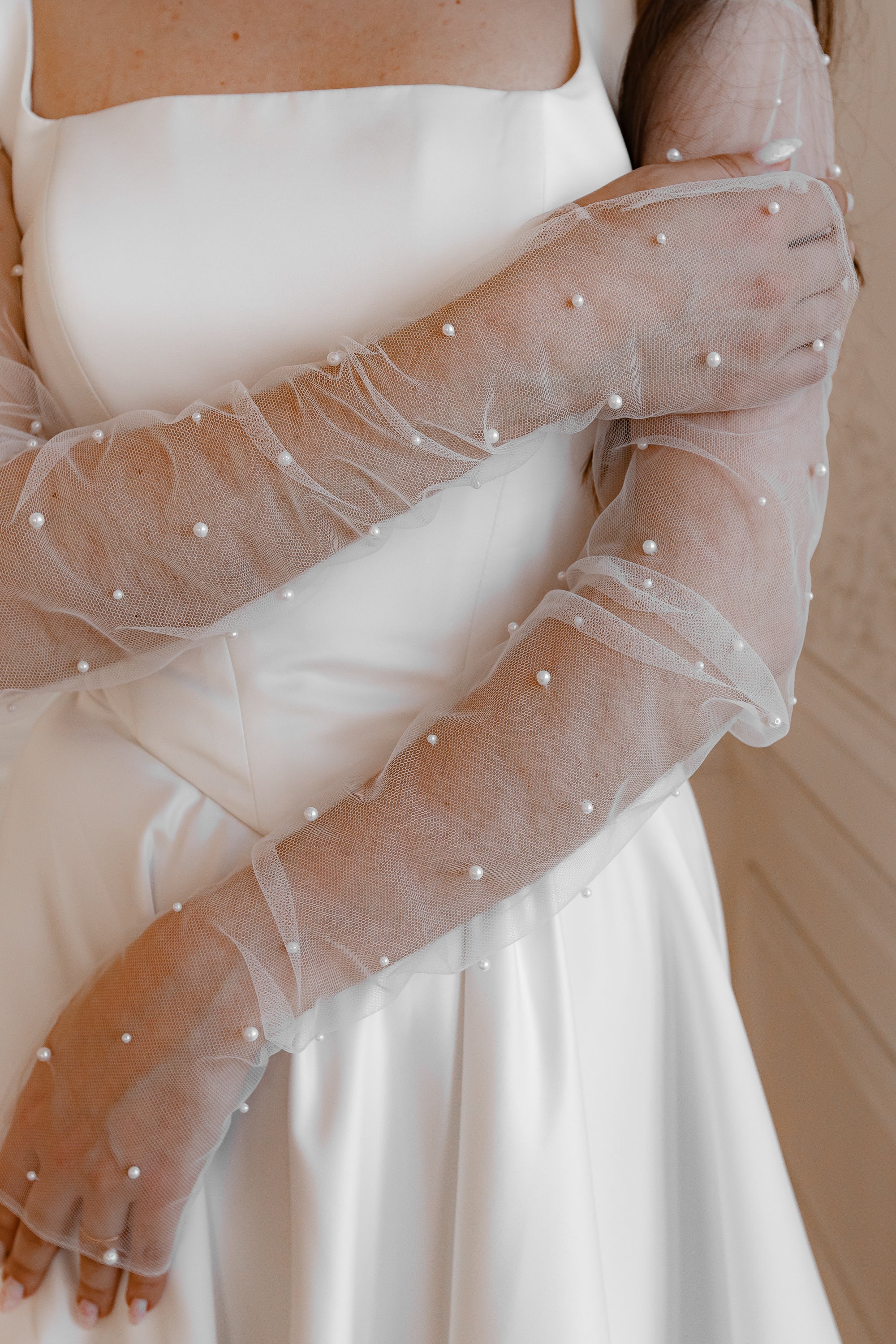 Bridal Gloves With Pearls Olivia Bottega Bridal Gloves With Pearls Olivia Bottega