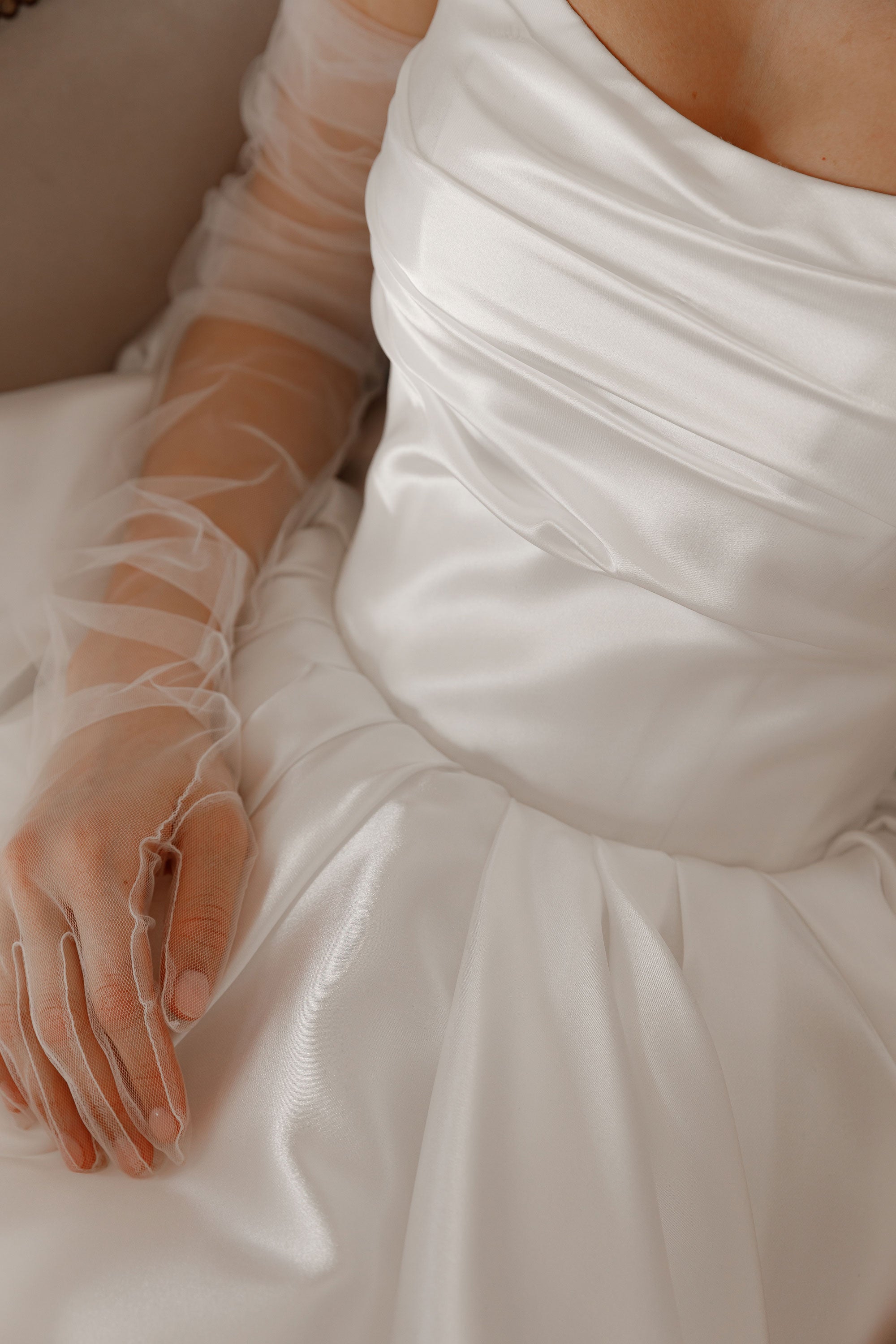 Tulle Bridal Gloves Olivia Bottega Tulle Bridal Gloves Olivia Bottega