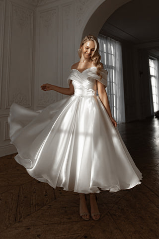 Organza Tea Length Wedding Dress Beatrice Olivia Bottega Organza Tea Length Wedding Dress Beatrice Olivia Bottega