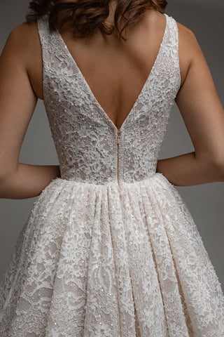 Short Basque Waist Wedding Dress Eilowen