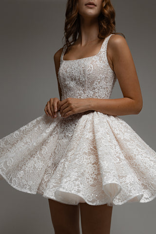 Short Basque Waist Wedding Dress Eilowen
