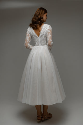 Midi Wedding Dress Sylvara with Long Sleeves