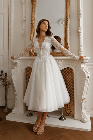 Midi Wedding Dress Sylvara with Long Sleeves