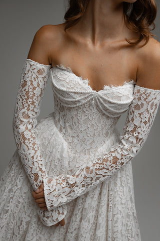 Wedding Dress Meliora with Detachable Sleeves