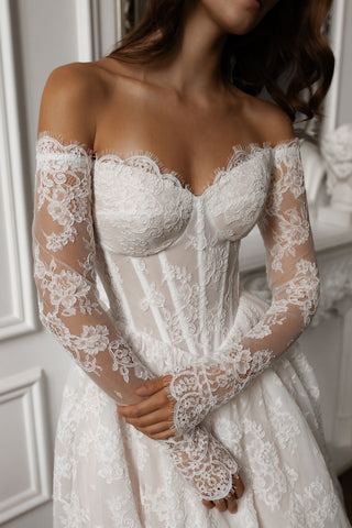Midi Lace Wedding Dress Miralys