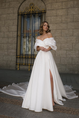 Wedding Dress Acerola with Leg Slit