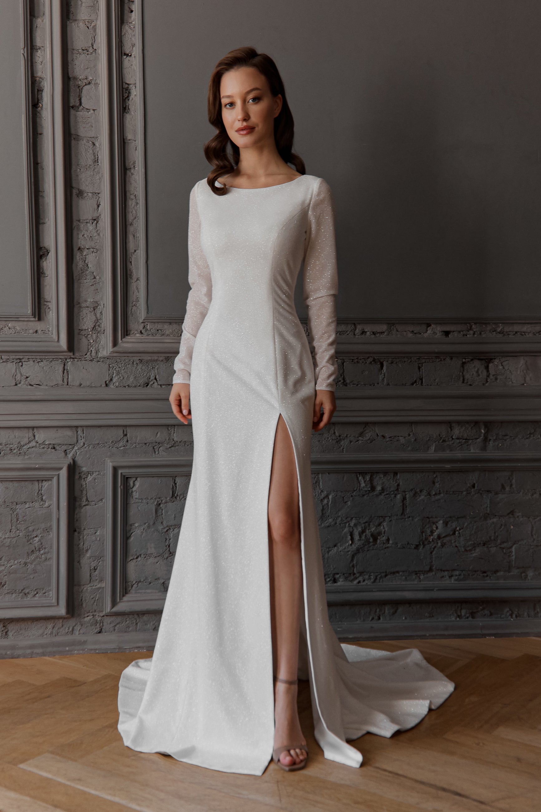 long sleeve scoop neck wedding dress Missacc Ivory Bride A-Line Scoop Neck Long Sleeves Sweep Train Satin Wedding Dresses