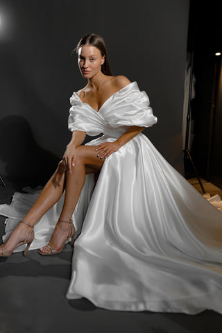 Wedding Dress Acerola with Leg Slit