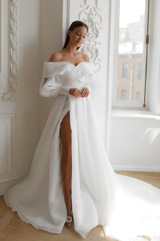 AUDREY | minimalist wedding veil