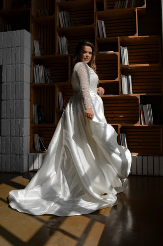 Plus-Size Sparkly Wedding Dress | Shop Olivia Bottega Plus-Size Sparkly Wedding Dress | Shop Olivia Bottega