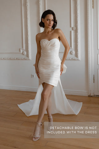 Organza Wedding Dress Audrey Mini Coral / US 24 Organza Wedding Dress Audrey Mini Coral / US 24