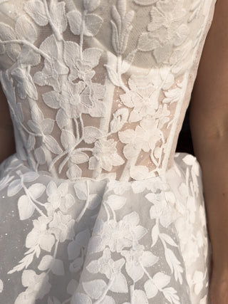 Short Floral Lace Wedding Dress Darsi