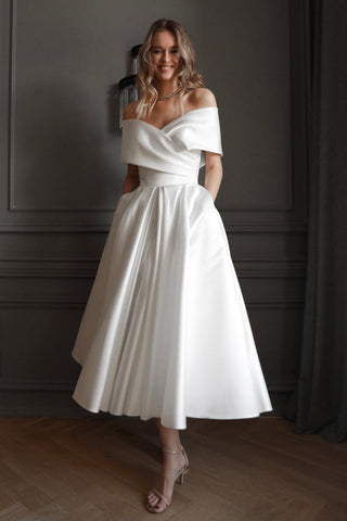 Elegant Wedding Dresses & Sleek Gowns