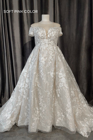 Lace Off-the-Shoulders Wedding Dress Charlotte Light ivory / US 22 Lace Off-the-Shoulders Wedding Dress Charlotte Light ivory / US 22