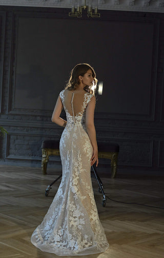 Lace mermaid wedding dress Airis - oliviabottega