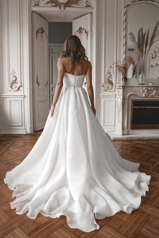 Sleeveless Wedding Dress Audrey