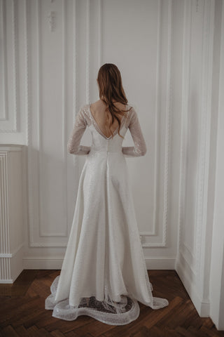 white leather wedding dress Light ivory Sparkly Wedding Dress Feilin US 8