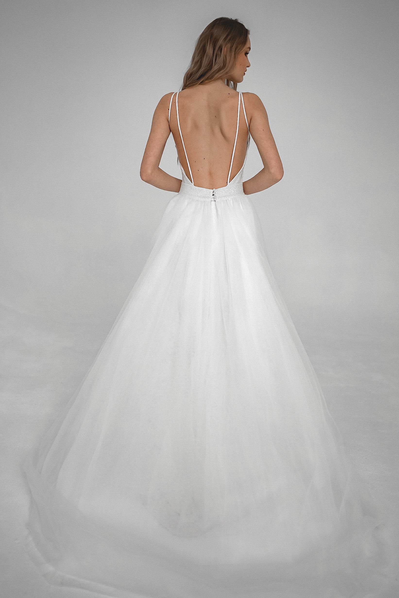 Sparkly Wedding Dress LI 305 With a Layered Tulle Skirt – Olivia Bottega