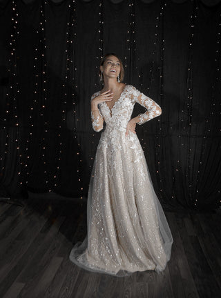 Lace Wedding Dress Enn with Long Sleeves