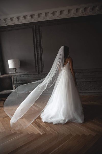 Simple tulle wedding veil - oliviabottega