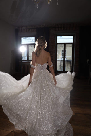 Shiny A-line Wedding Dress Coral Light ivory / Custom Size Shiny A-line Wedding Dress Coral Light ivory / Custom Size