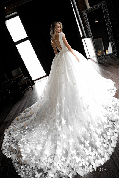 butterfly wedding dress Appliqued Baily Custom Size Line Glitter Wedding Dress Length (Shoulder to Feet):50 Inches Monitor_disable:2026-08-07 00:12 Beauties | Hayden Panettiere
