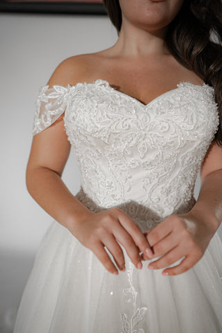 Lace Light ivory Wedding Dress Ivia