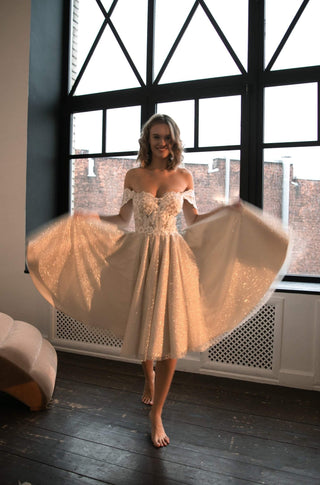 Tea length lace wedding dress Elise - oliviabottega