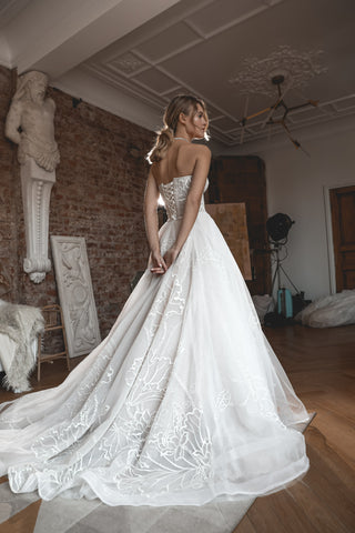 Floral Lace Wedding Dress Blum