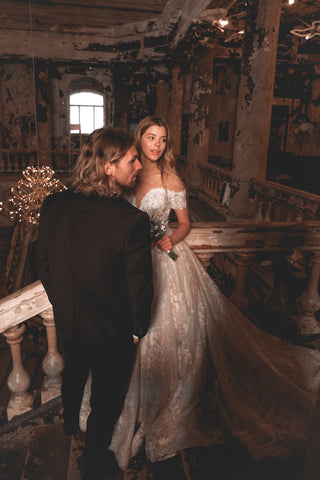 Lace Off-the-Shoulders Wedding Dress Charlotte Olivia Bottega Lace Off-the-Shoulders Wedding Dress Charlotte Olivia Bottega