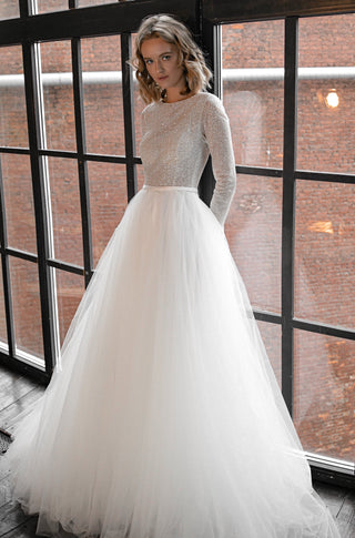 Shiny Wedding Dress Missuri with Long Sleeves