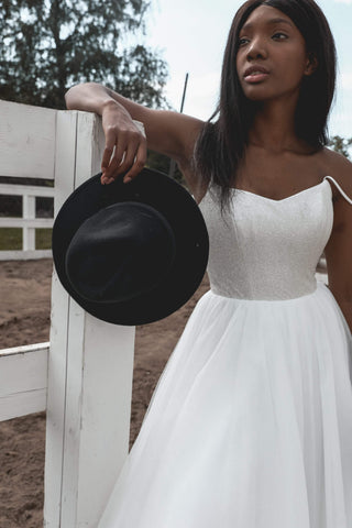 Sweetheart neckline wedding dress Olivia Bottega Sweetheart neckline wedding dress Olivia Bottega
