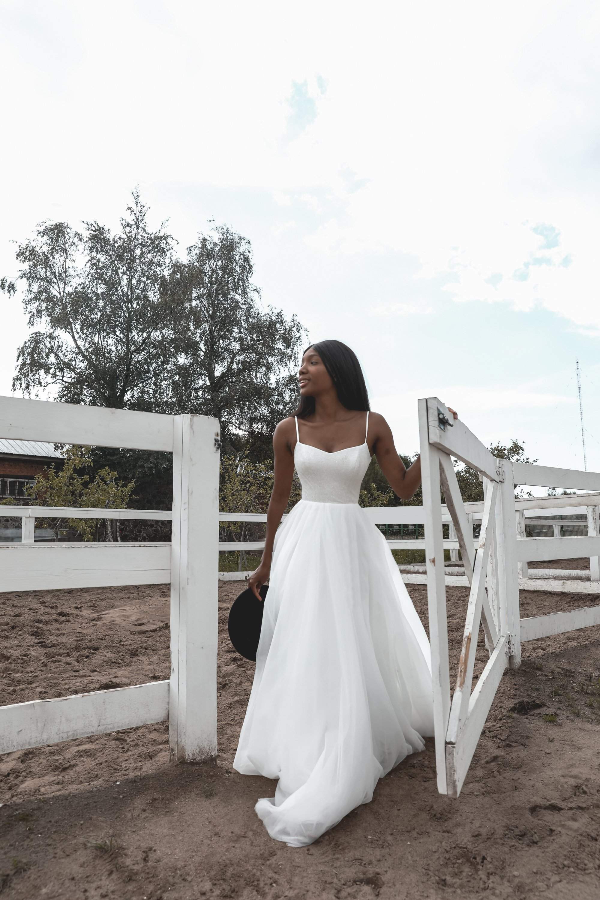Olivia Bottega Minimalist Tulle Wedding Dress Klouzi with Wide Straps Made-to-Order / Light Ivory / OB 10/US 6