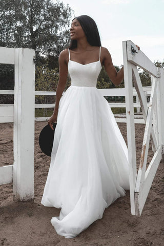 Sweetheart neckline wedding dress – Olivia Bottega
