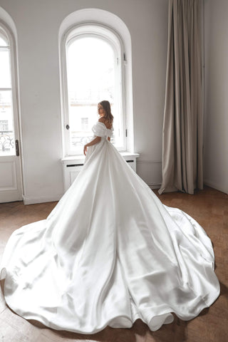 Mikado Off-The-Shoulder Wedding Dress Jacqueline With Detachable Skirt - oliviabottega