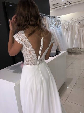 Chiffon lace wedding dress Aviv Fly - oliviabottega