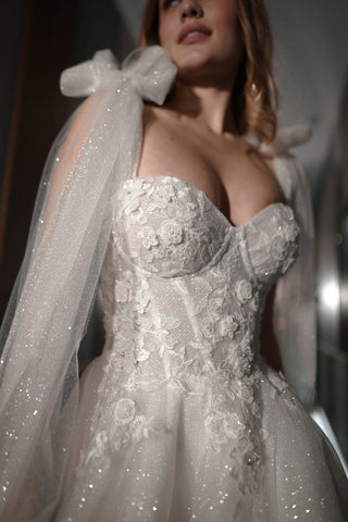 Floral Lace Wedding Dress Celia with Detachable Straps US 12 Floral Lace Wedding Dress Celia with Detachable Straps US 12