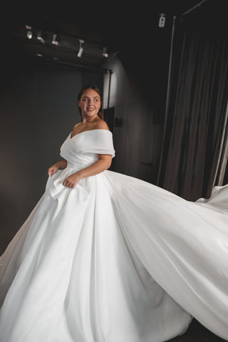 Plus Size Organza Wedding Dress Cardi