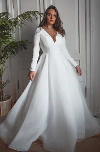 Simple Long Sleeve Wedding Dresses Plus Size Plus Size Organza