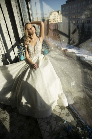 Sparkly wedding dress Udjin - oliviabottega